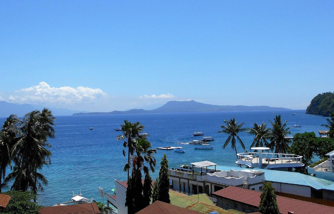 Out Of The Blue Resort Puerto Galera Dış mekan fotoğraf